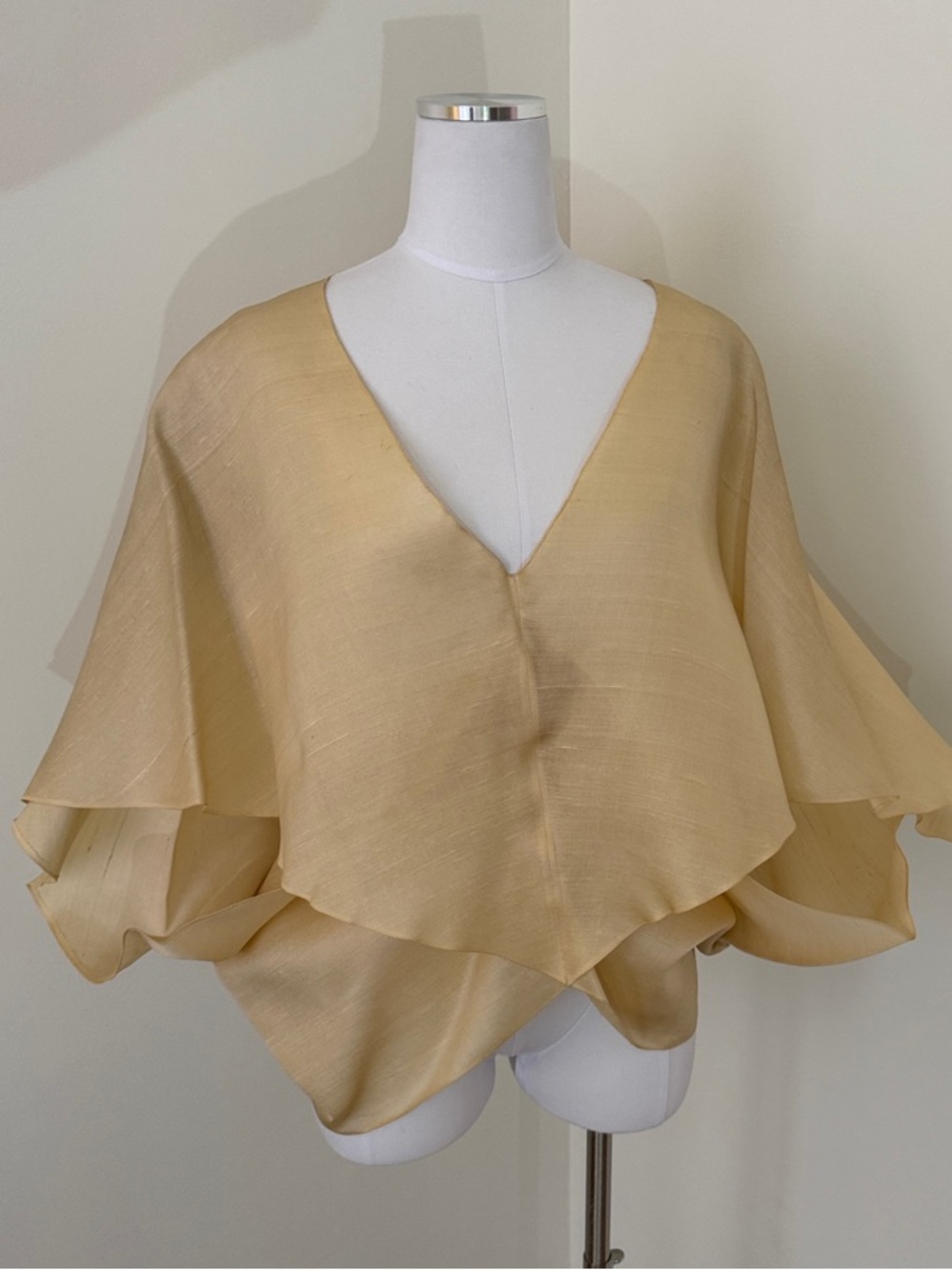 Vintage 70s Julio Espada 100% Silk Champagne Gold Flutter Cape Blouse S